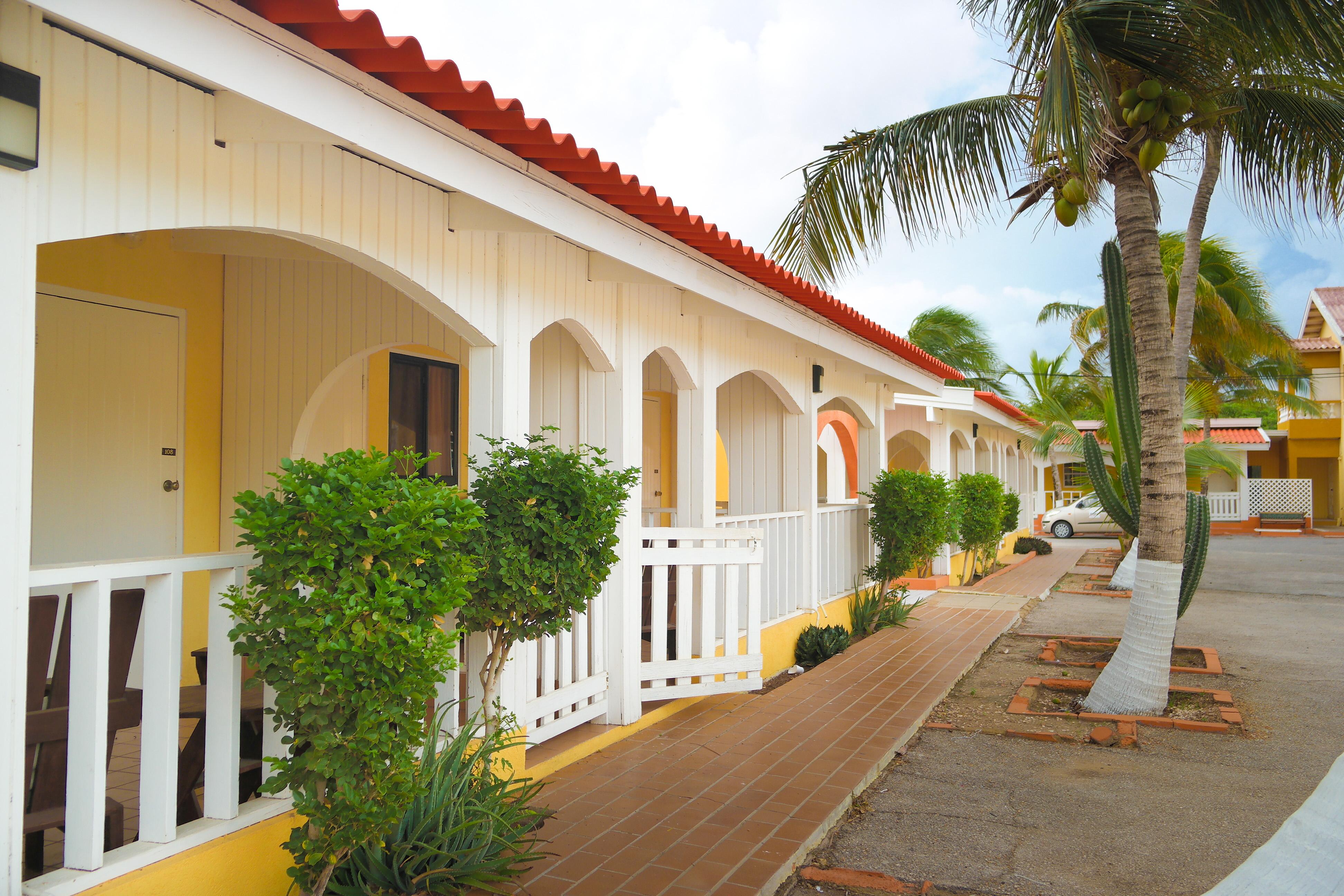 Coconut Inn Палм Бийч Екстериор снимка