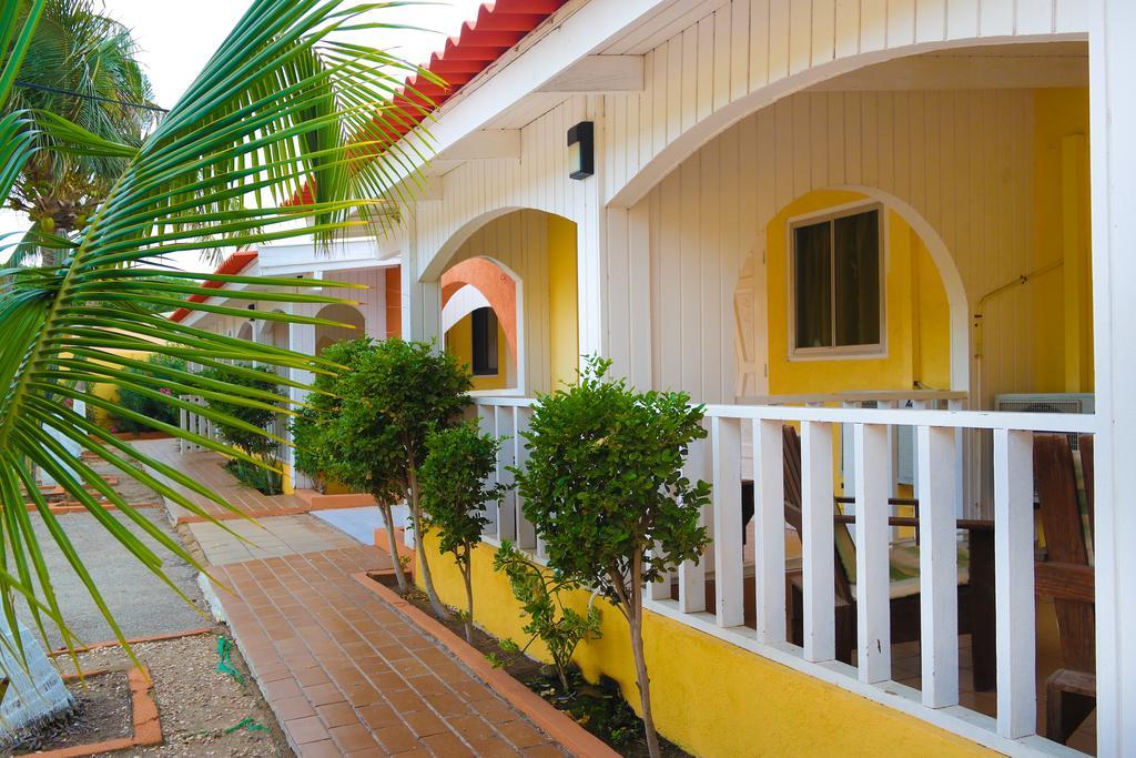Coconut Inn Палм Бийч Екстериор снимка