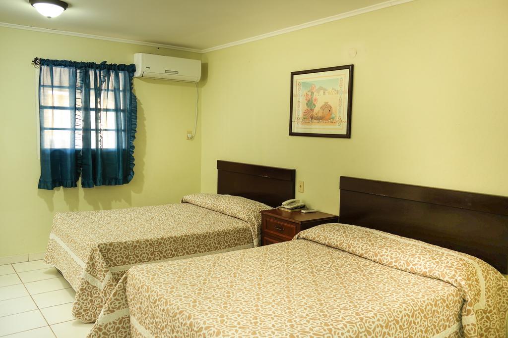 Coconut Inn Палм Бийч Екстериор снимка