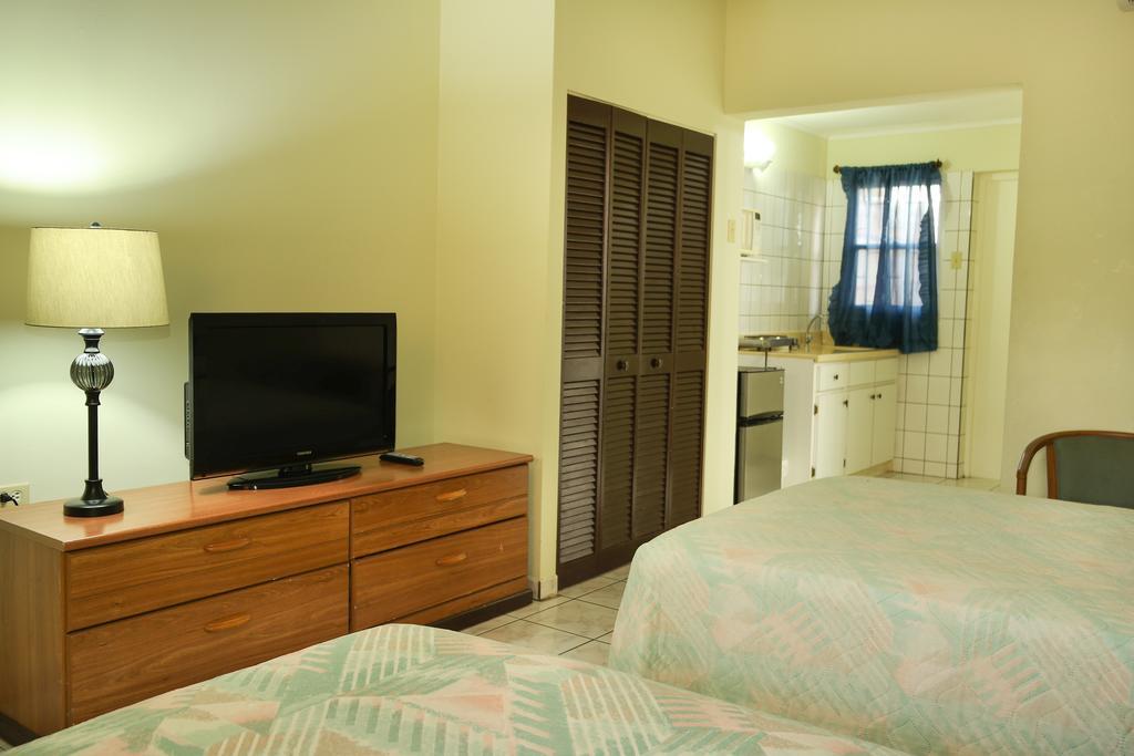 Coconut Inn Палм Бийч Екстериор снимка