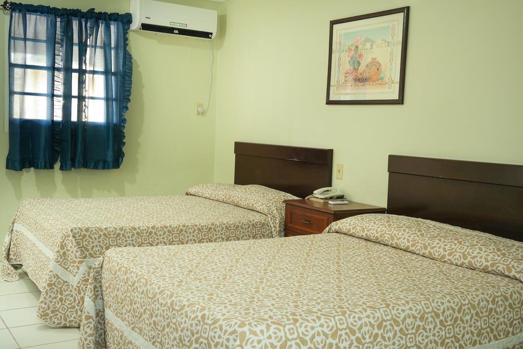Coconut Inn Палм Бийч Екстериор снимка