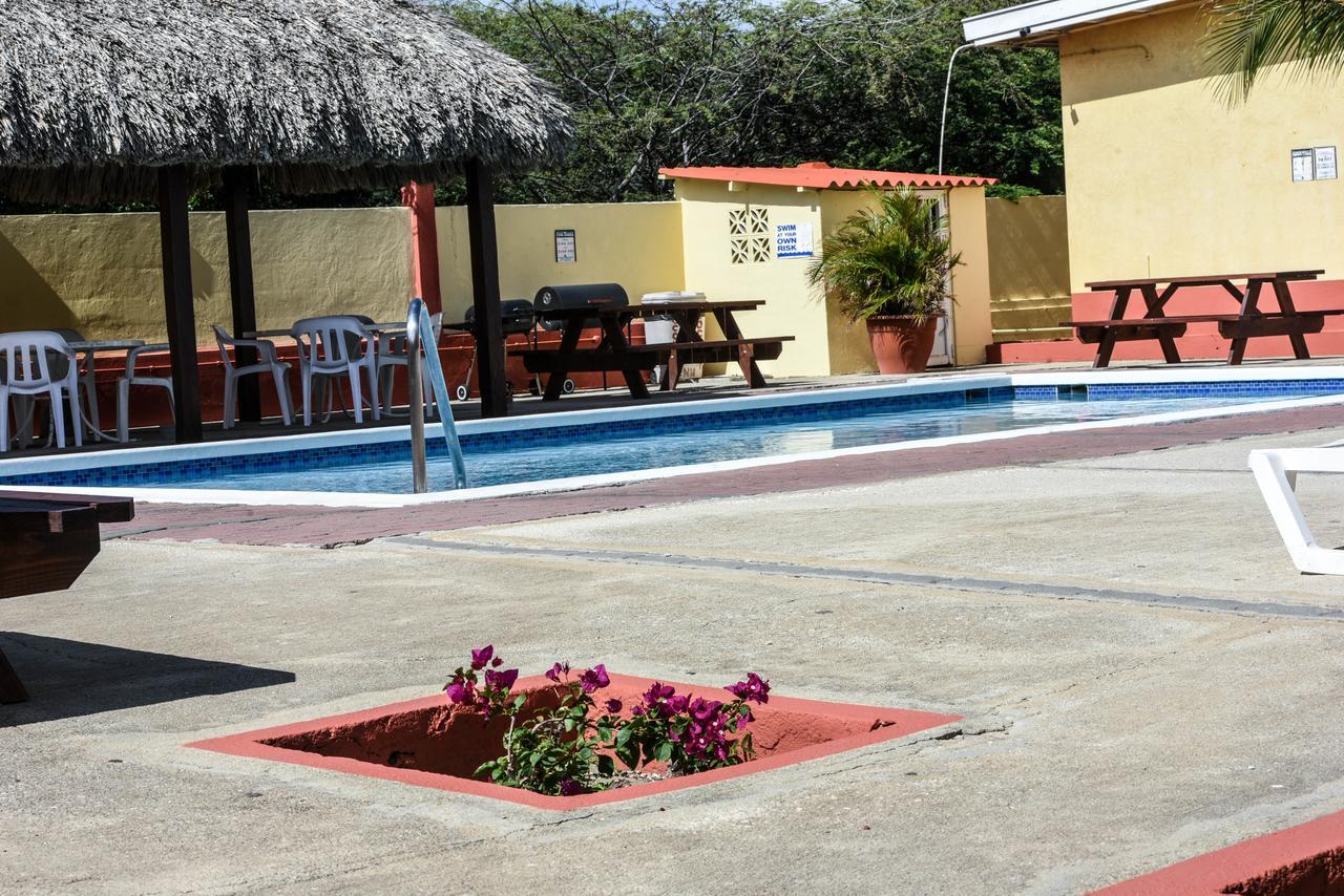 Coconut Inn Палм Бийч Екстериор снимка